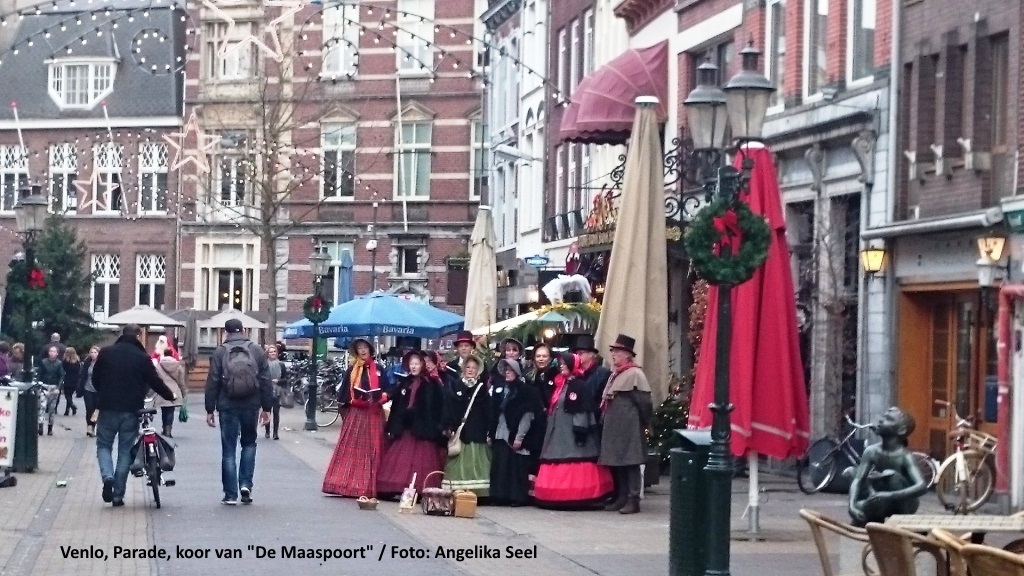 2015 12 24 koor op de Parade